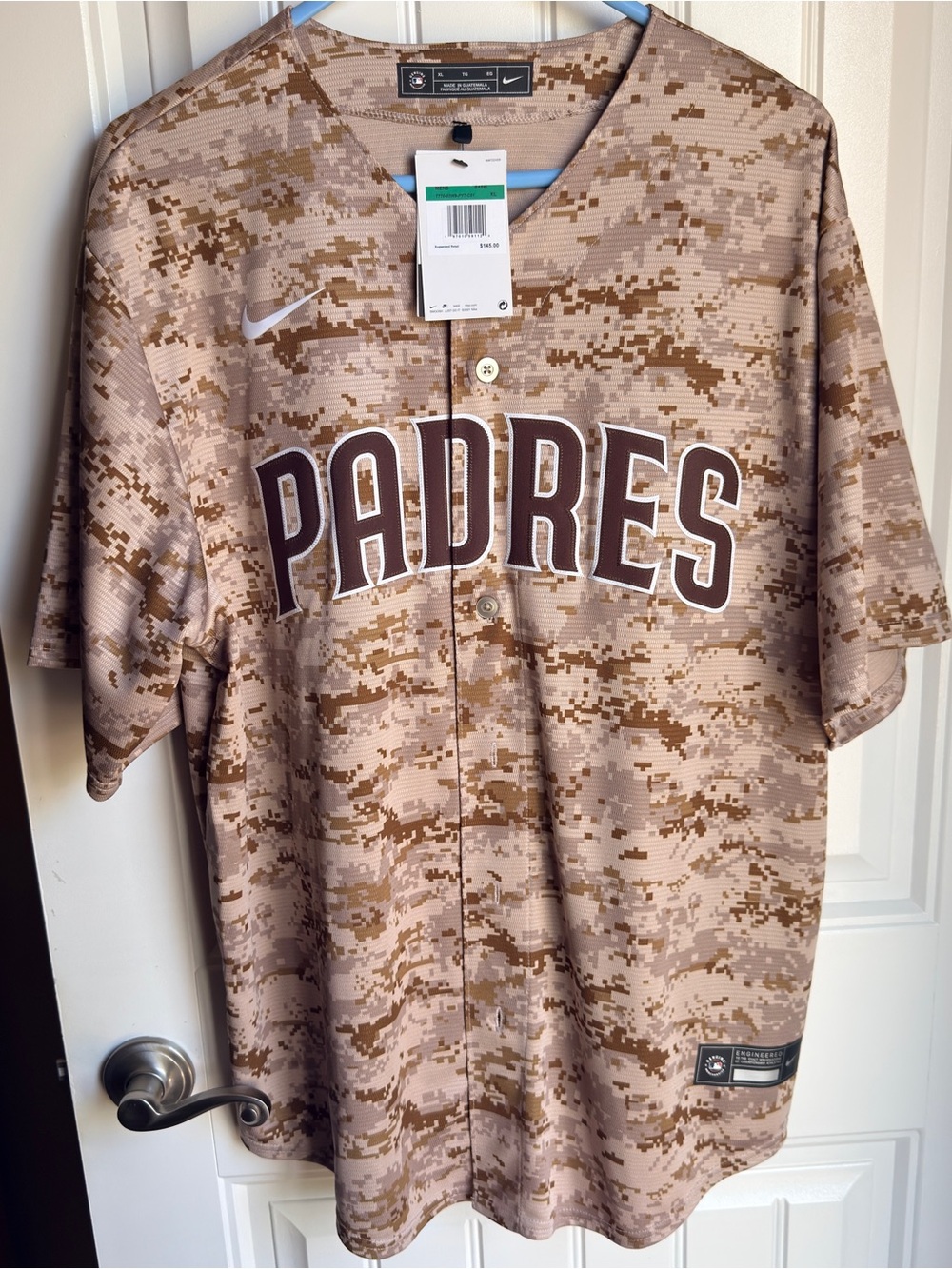 Nike Men's Desert Camo Crew Short-Sleeve Shirt - Tan